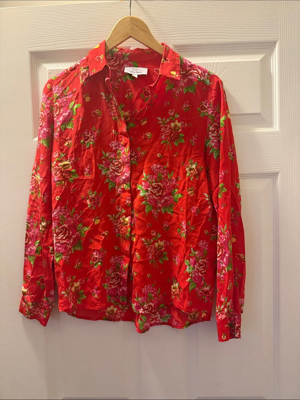 & Other Stories Red Floral 100% Silk  Button-Down Shirt EUC